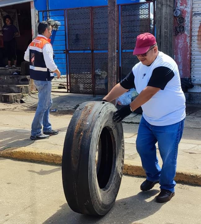 Operativo elimina mÃƒÂ¡s de 66 toneladas de llantas contra dengue