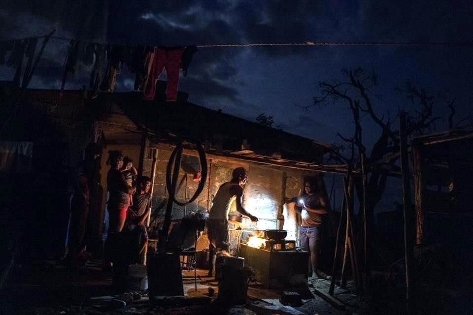 Colapsa el sistema elÃƒÂ©ctrico en Cuba: crisis energÃƒÂ©tica alarmante