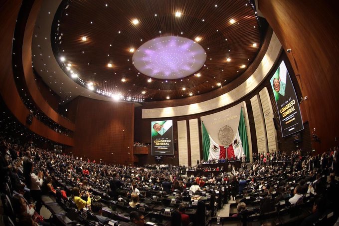 Poder Judicial no debe interferir en reformas constitucionales segÃƒÂºn Monreal