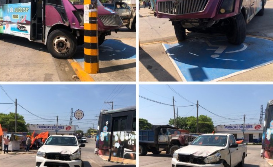 Accidente entre camioneta y camión urbano en Coatzacoalcos
