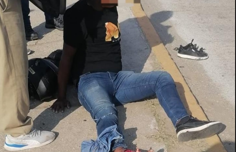 CamiÃƒÂ³n urbano atropella a motociclista en Coatzacoalcos