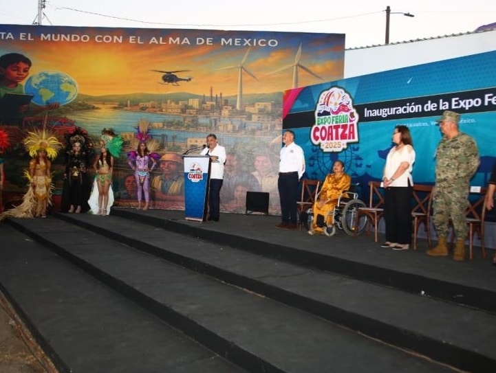 Coatzacoalcos: La ciudad de puertas abiertas de Amado Cruz