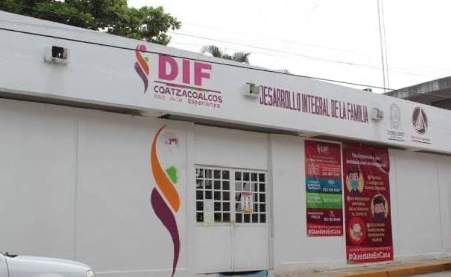 DIF Coatzacoalcos celebra a padres de niÃƒÂ±os del CADI