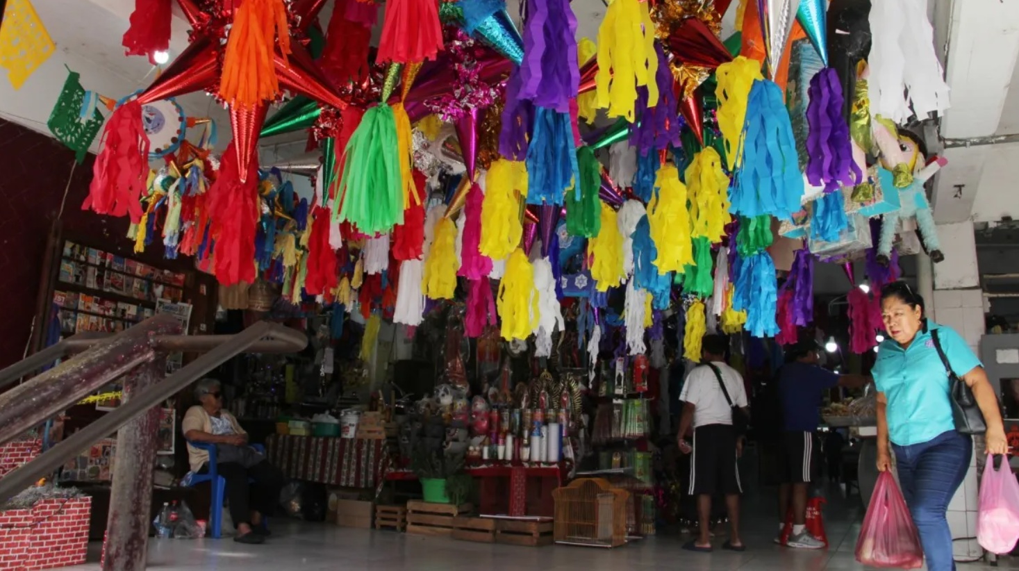 Diciembre promete recuperación para comerciantes de Coatzacoalcos