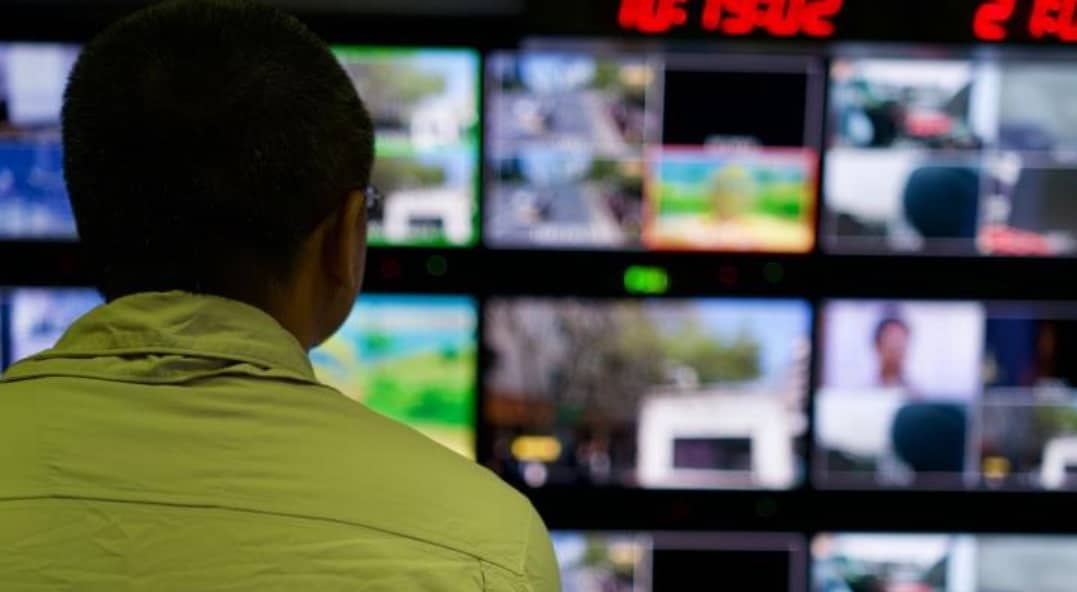 El control de conciencias y su impacto en la sociedad