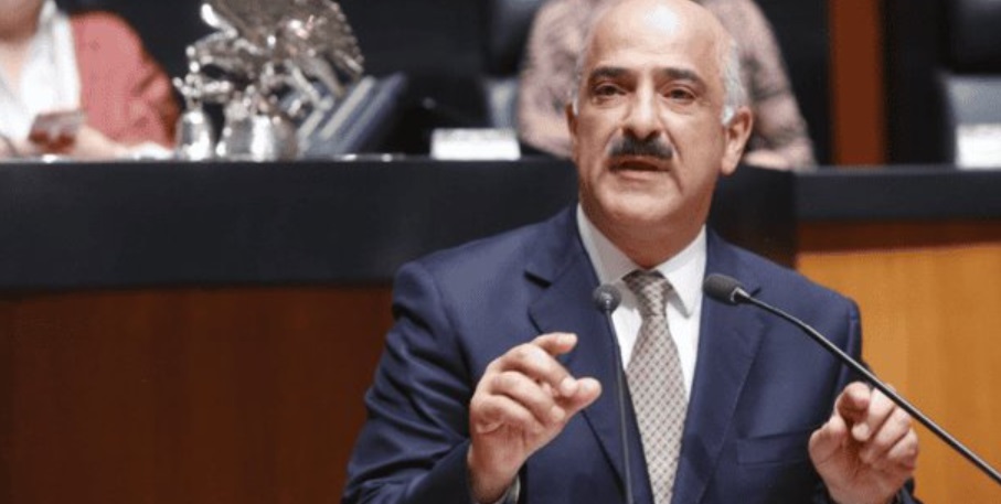 El desafÃÂo polÃÂtico de Ahued y el chapulineo legislativo