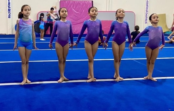 Gimnastas de Coatza brillan con 24 medallas en competencia