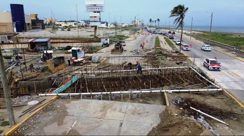 MalecÃƒÂ³n de Coatzacoalcos: rehabilitaciÃƒÂ³n de boca de tormenta se retrasa
