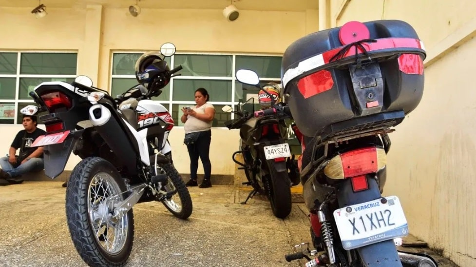 Motociclistas apoyan decisiÃƒÂ³n de prohibir circulaciÃƒÂ³n sin placas