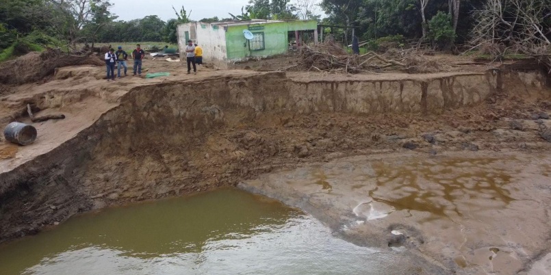 RÃƒÂ­o Coatzacoalcos destruye viviendas en Texistepec