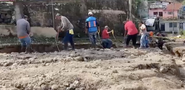 SEDENA y SSP brindan ayuda en Tlapacoyan tras lluvias devastadoras