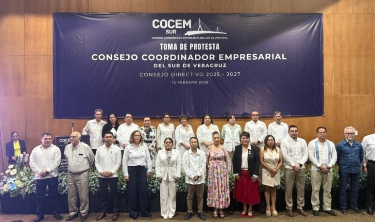 Santa del Carmen GarcÃƒÂ­a BÃƒÂ¡ez, primera mujer presidenta del CCE Sur Veracruz