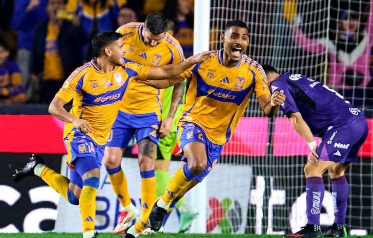 Tigres y San Luis celebran victorias en la Liga MX