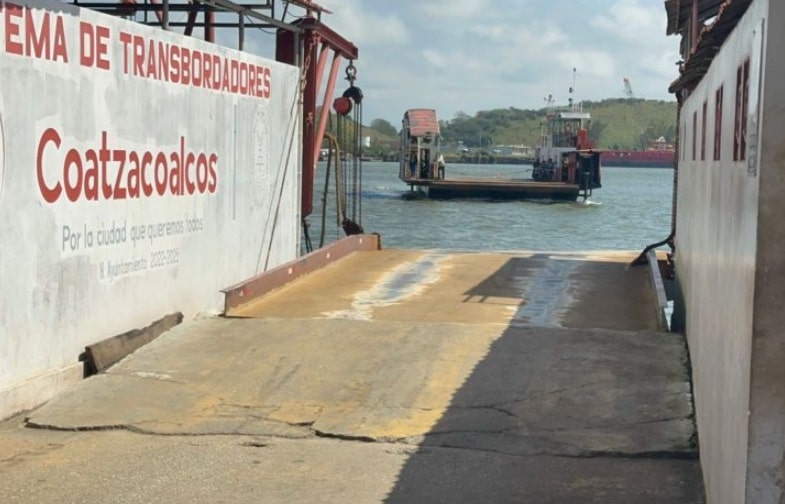 Transbordador entre Coatzacoalcos y Villa Allende sigue cerrado