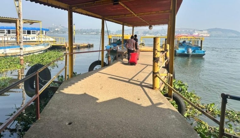 Usuarios de lanchas en Coatzacoalcos exigen mejoras inmediatas