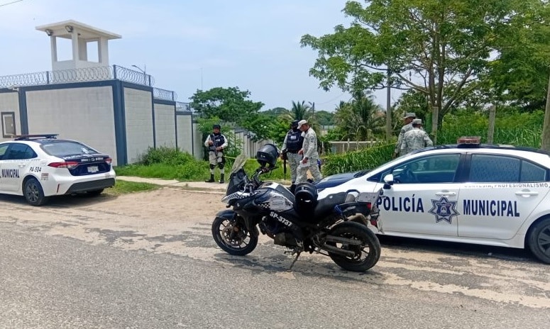 Video muestra restos humanos tras cuartel de GN en Coatzacoalcos