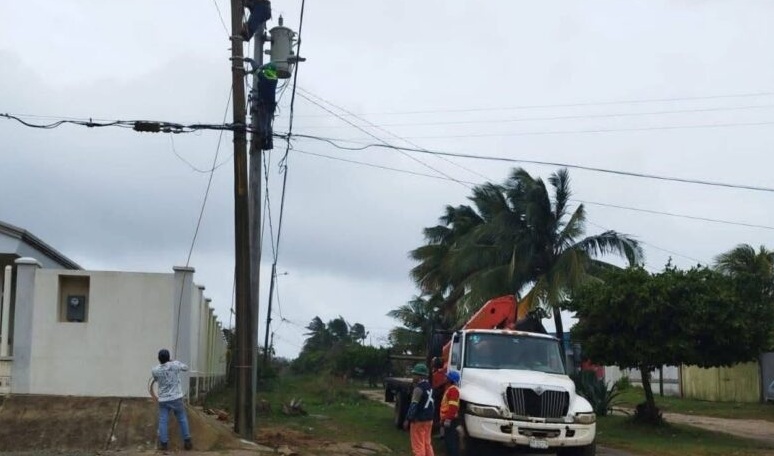 Villa Allende sin luz por el impacto del frente frÃƒÂ­o 27