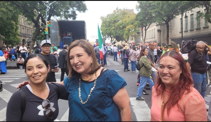 XÃƒÂ³chitl GÃƒÂ¡lvez y Claudio X. GonzÃƒÂ¡lez apoyan mitin opositor